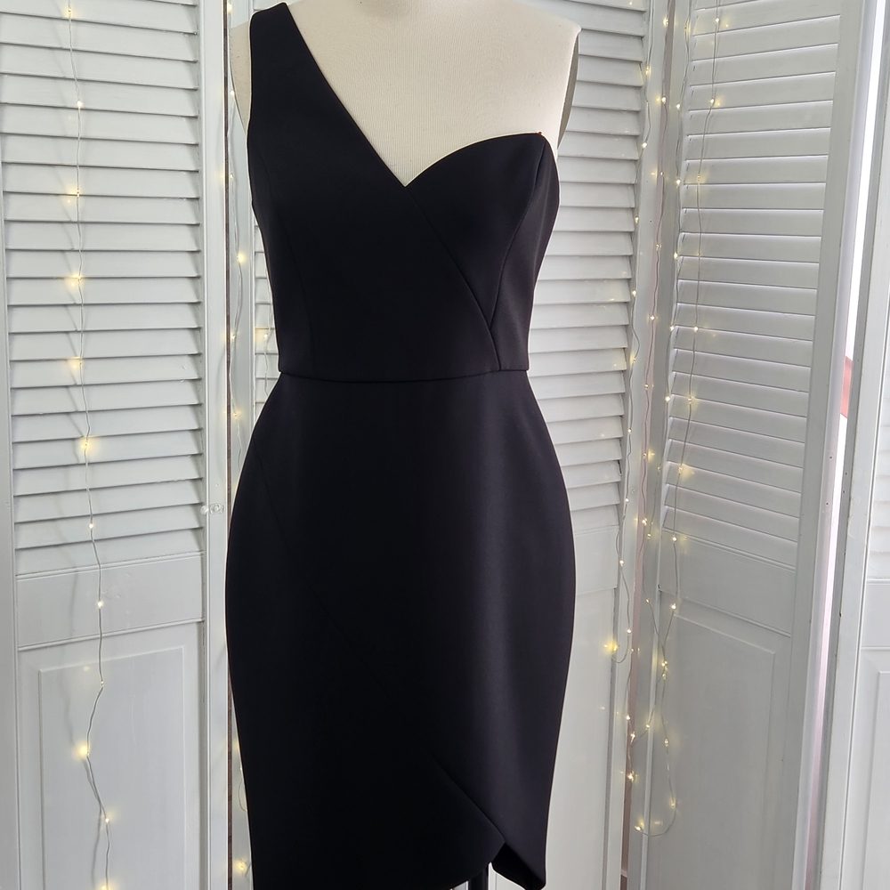 BCBGMaxAzria Black One-Shoulder Sheath Dress